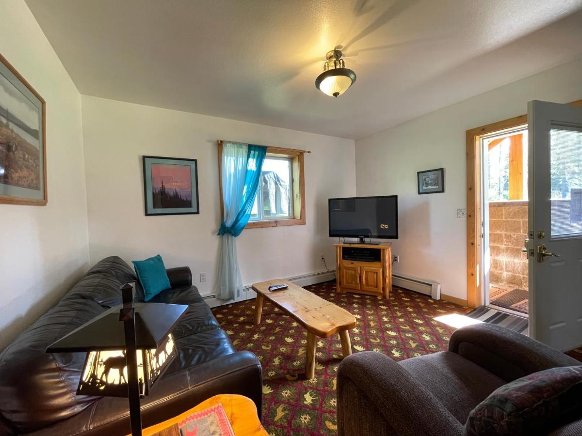 Salmon Catcher Lodge Kenai Exterior photo