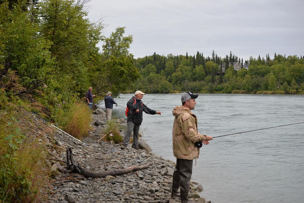 Salmon Catcher Lodge Kenai Exterior photo