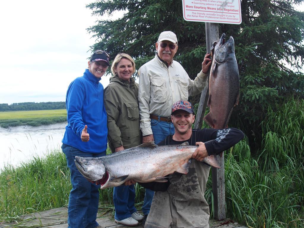 Salmon Catcher Lodge Kenai Exterior photo